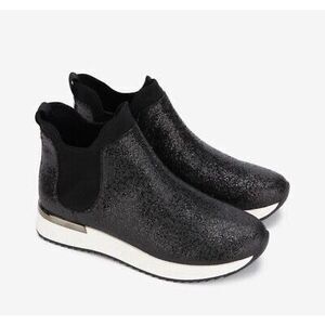 NEW Kenneth Cole Black Sparkle Slip On Jogger Sneaker Chelsea Size 6 Comfort